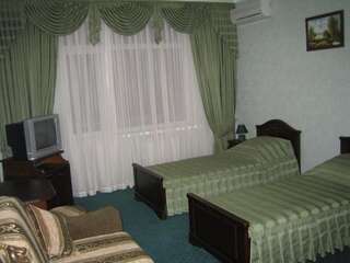 Гостиница Морской Бриз Сочи Стандартный двухместный номер с 1 кроватью или 2 отдельными кроватями-1